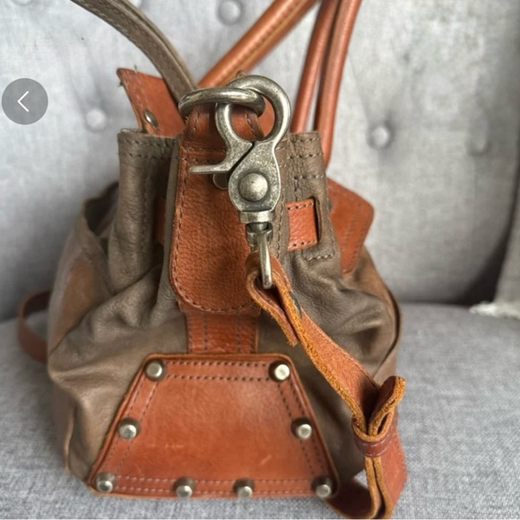 FRYE  Leather satchel in great shape - Picture 2 of 5